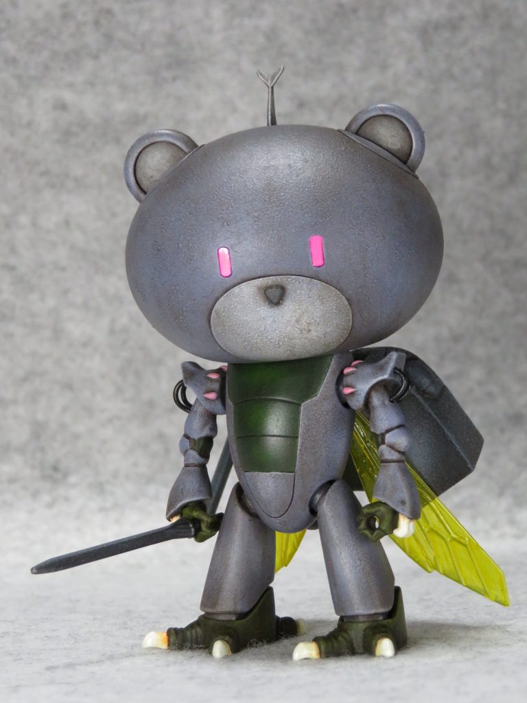 ガシャプラ ダンバインのパーツを移植して、溶きパテで表面を荒らしました。