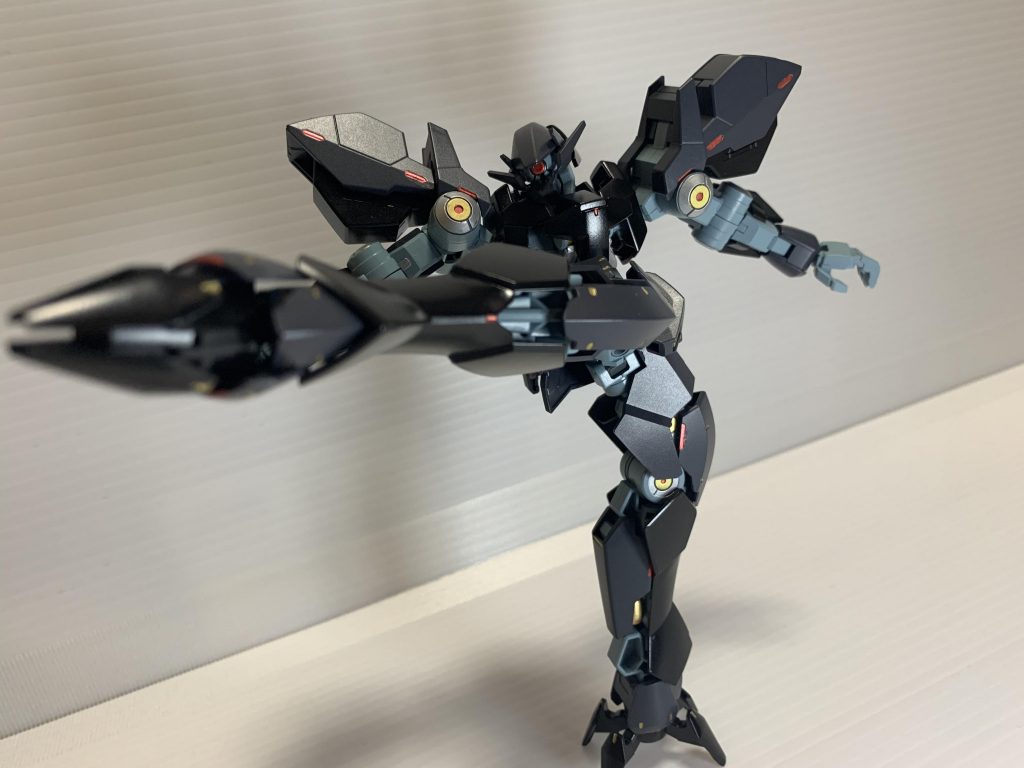 ドリルキック
コイツこれで自立出来るからヤバい。