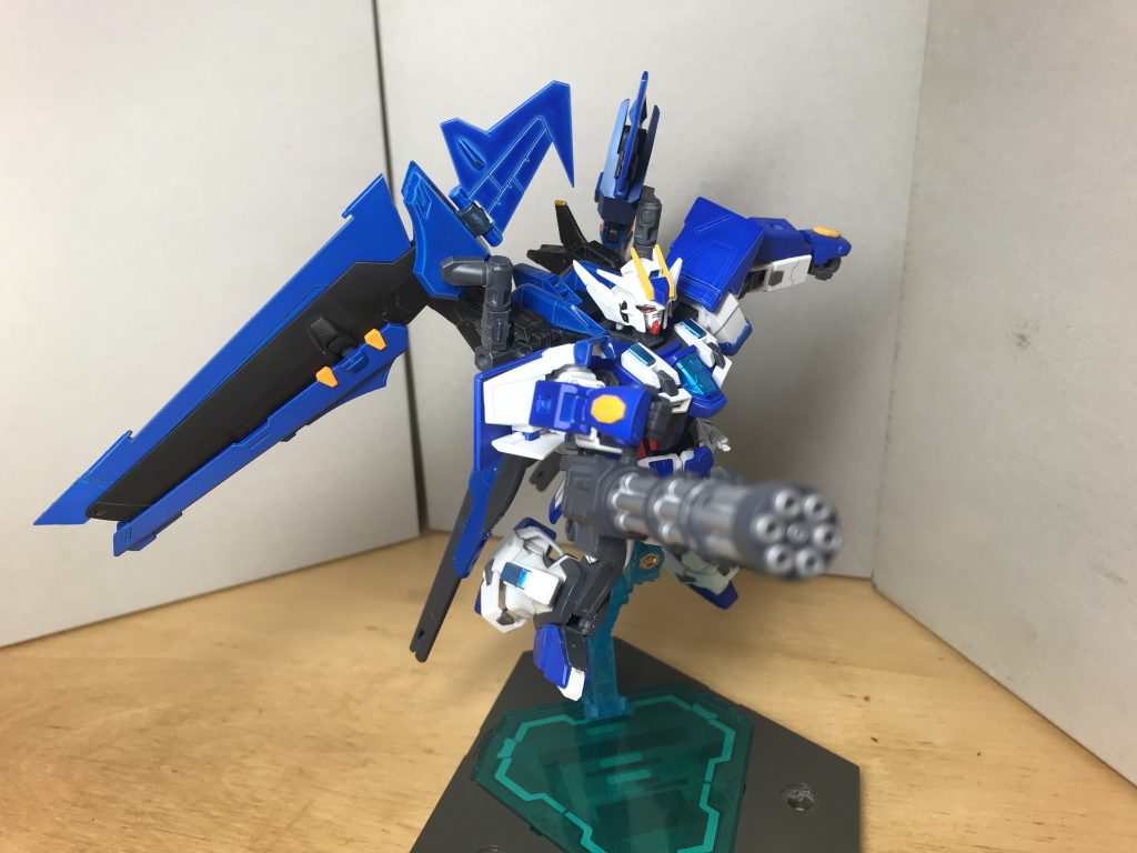 …ってことで、アサルトストライクガンダムブレイヴでした！ノワールストライカーを支援機にする方針は割と最初の頃から固まってて、パーツの配置とかもあまり崩さずに出来たのでよかったです！
余談ですが、4月から新居の方に引っ越して作業スペース等も変えたんですけど、今度は前よりも広く撮影に使える感じなのがいいですね、今までよりもいい写真が撮れるかも