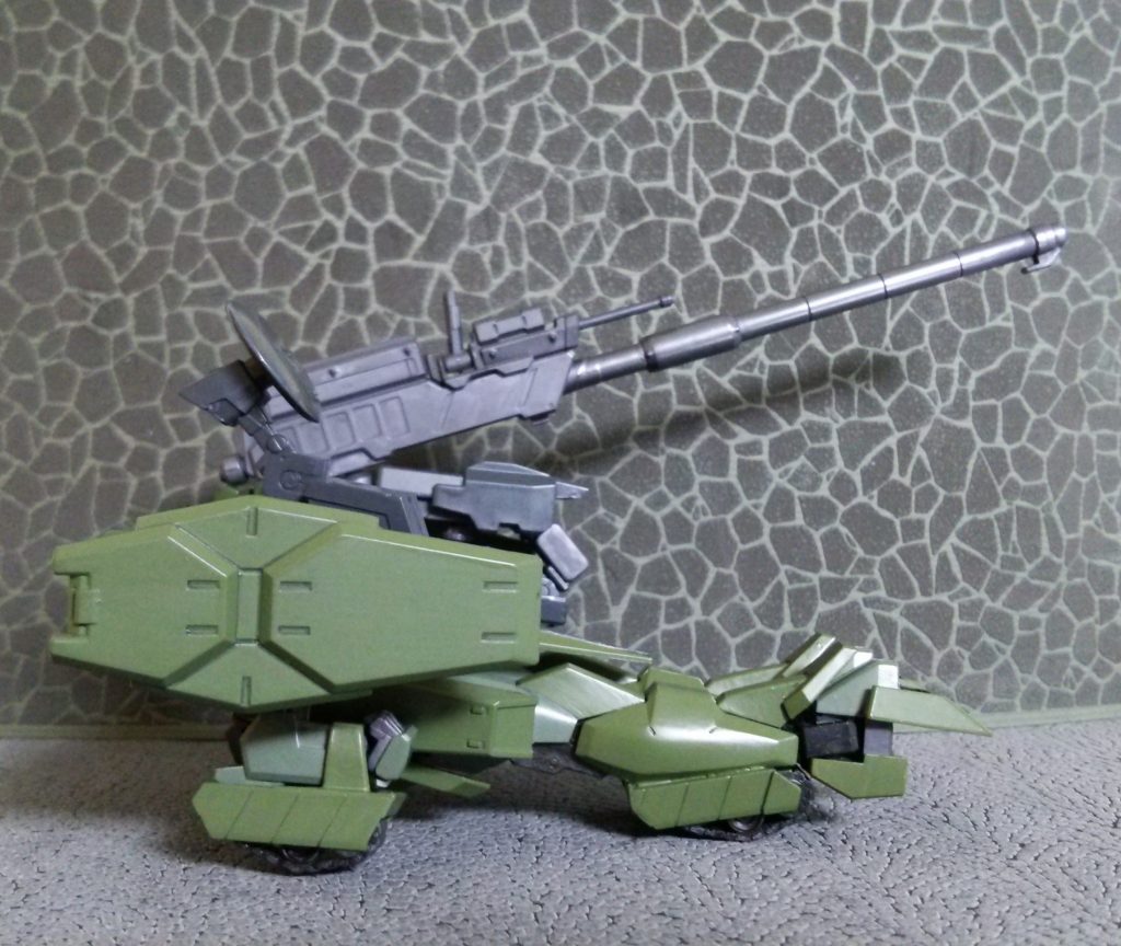 【再投稿】ウチのガンタンクシリーズ–5枚目/制作者：ヤージ