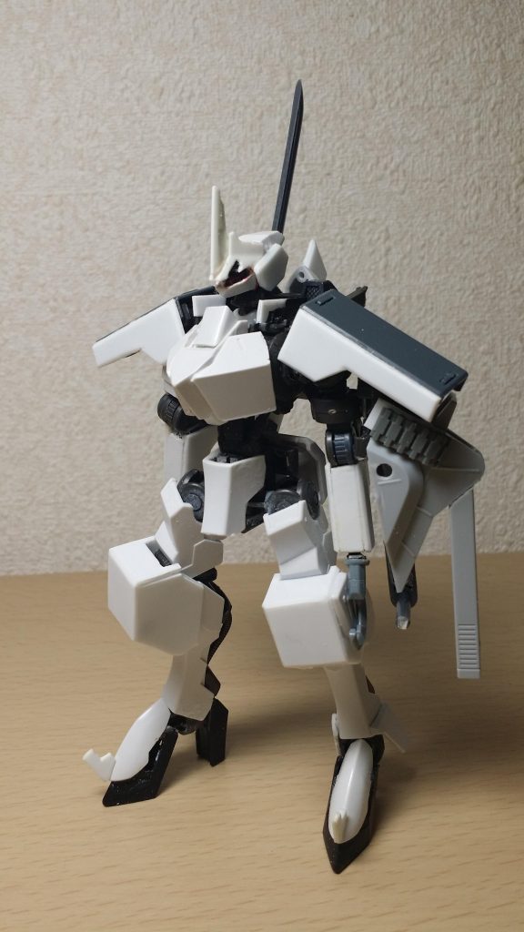 前に作ったデルフィングと比べると