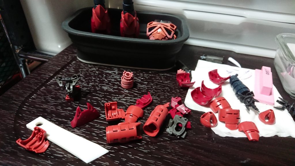 とりあえず赤い所を分けて緑に変えただけ