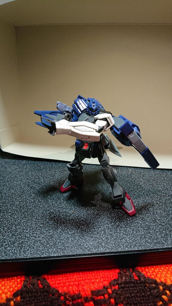 先端のドリルを飛ばしてクロービーム砲状態