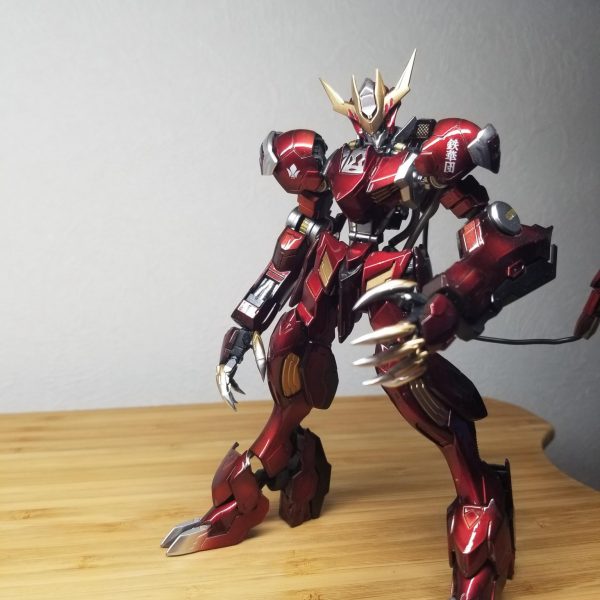 ウルトラマンカラーで塗ってみました