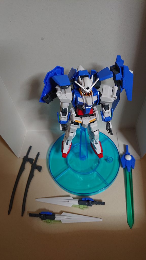 武装はシラヌイ改ウンリュウ改GNソードⅡ×2GNセイバー腰の後ろにビームサーベルが2本以上になります