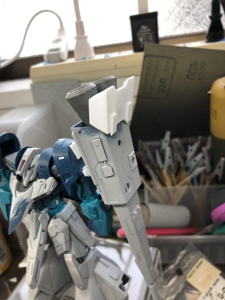 バーニアカバーは若干の可動出来ます。