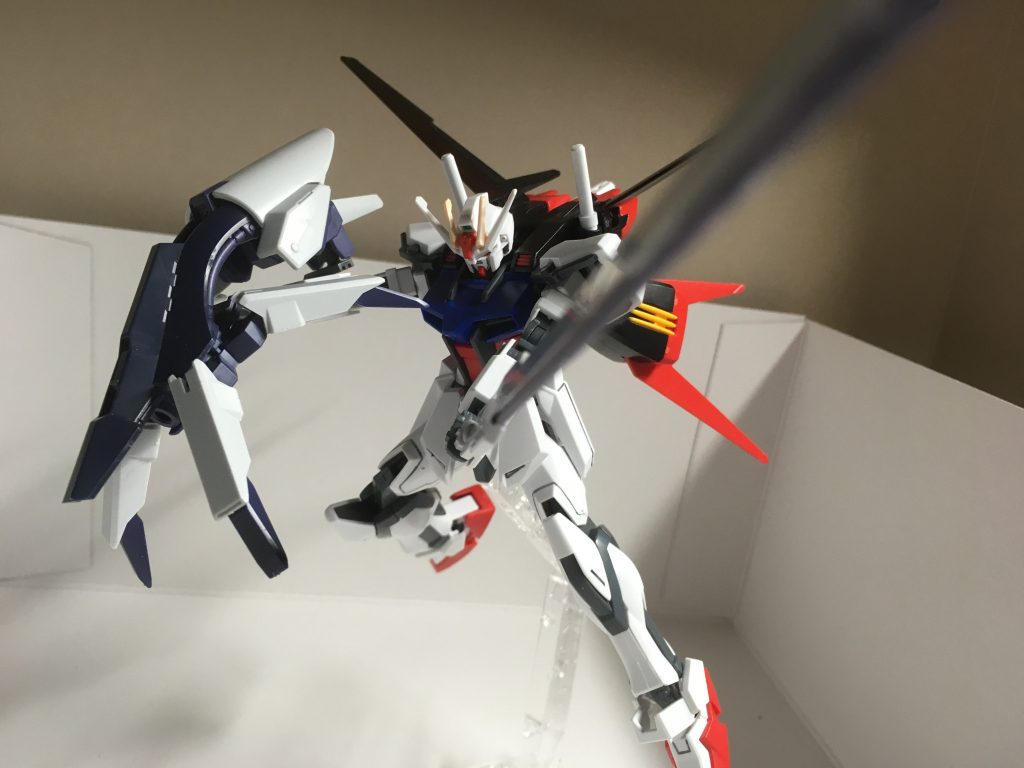 ストライク！！–3枚目/制作者：クロ