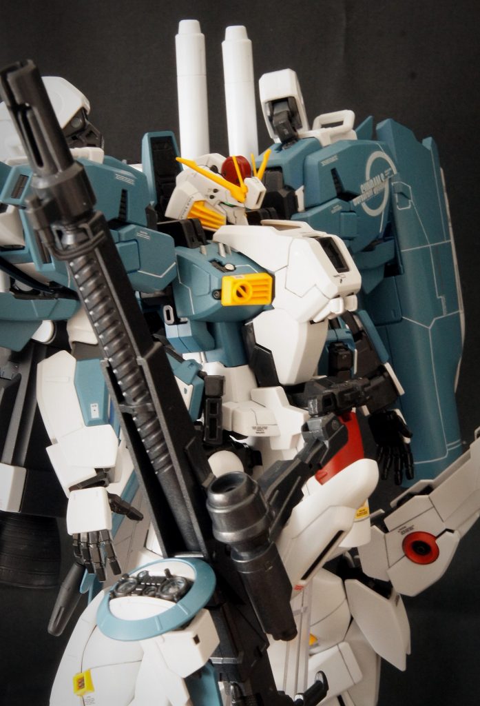 胸部ダクト部分にメタルパーツをつけてみました
地味ですけどね(笑)( ﾟДﾟ)b