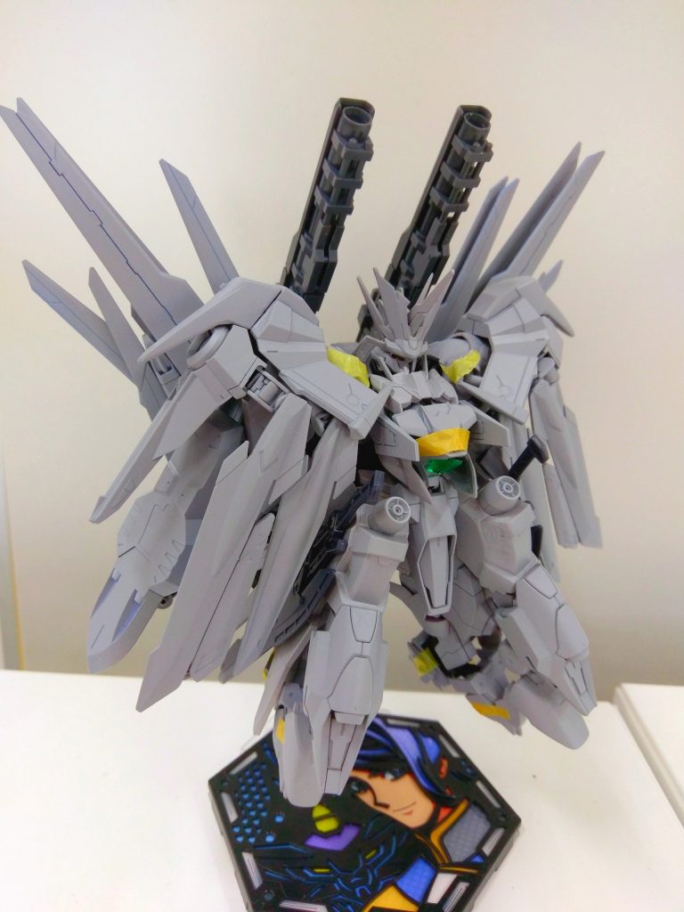 フルアーマー時のサフ状態。
鉄血コンが終わるまでには写真の追加と変更を行えるといいと思います。
閲覧ありがとうございました。