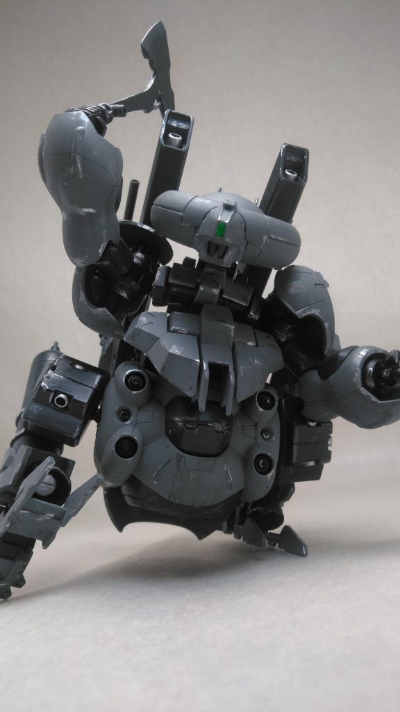 射撃メインですが一応斧を持たせておきました