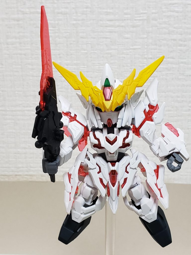 正面
こちらブレードモード
白はやっぱり塗装難しい…
なんだかんだ5色使ってます。