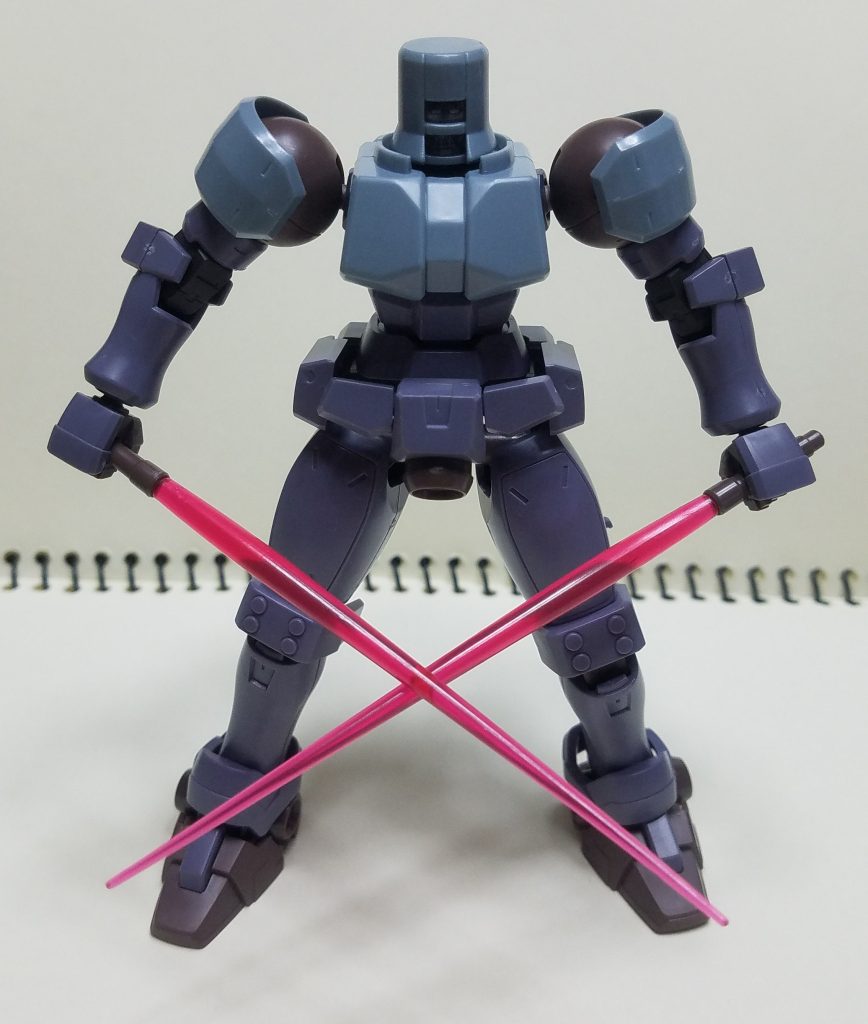 ドラム型の頭部がお気に入りです。センサーはクリアパーツの上からシールを貼る仕様だったので今回は貼っていません。 