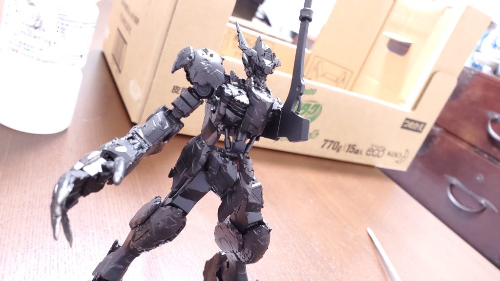 黒サブを吹いて...塗装へ