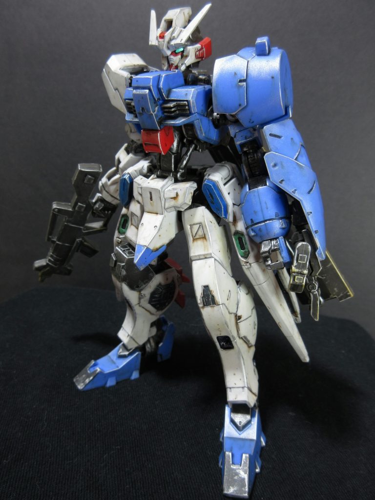 成型色生かしでウェザリングしましたが汚れがきつすぎました……まだまだ塩梅がつかめないです。特に今回は白メインだったので汚れがきつく出てしまいました。