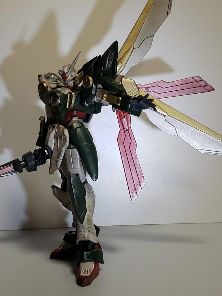 3月の間、YouTubeのガンチャンで復活配信していたガンダムビルドファイターズを見ていたら火が点きました。特に15話のボロボロになっても戦い続けるフェリーニとその相棒の姿に心打たれ、勢いのまま制作しました。時間はかかってしまいましたが完成できてよかったです。(* ̄∇ ̄*)