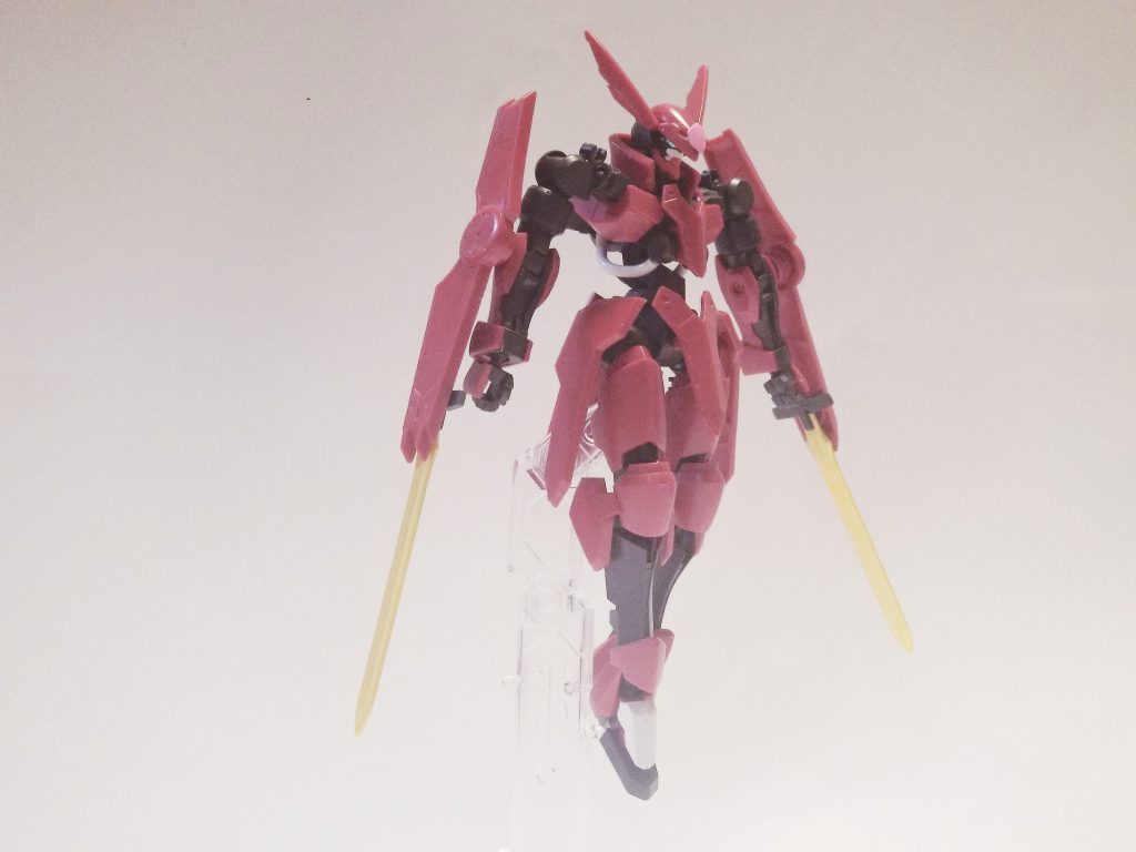 全体図。頭の中央は桜のイメージ。
ピンクが似合う。