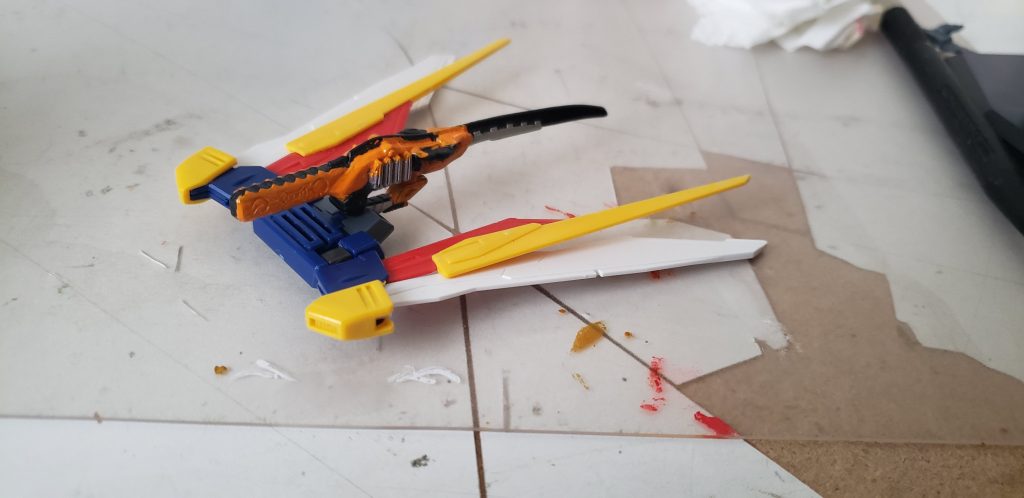 支援機　マッハウィングサンシャインキャリバーを運用している。