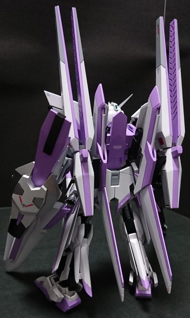 背面
頭部センサー部はクリアグリーンの塩ビ板を貼り付けています。