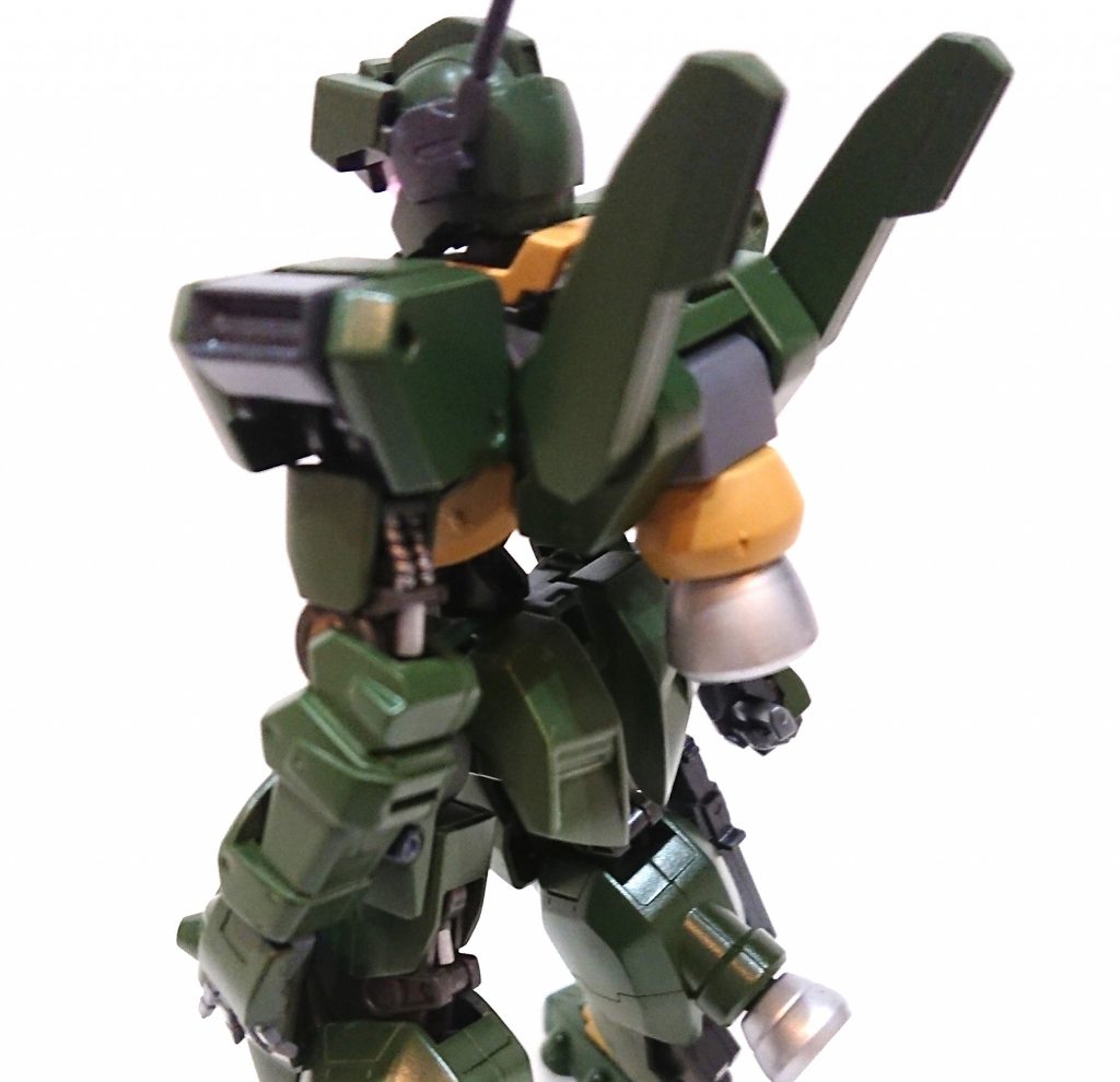 バックパックはグレイズ改とジェガンの組み合わせ！