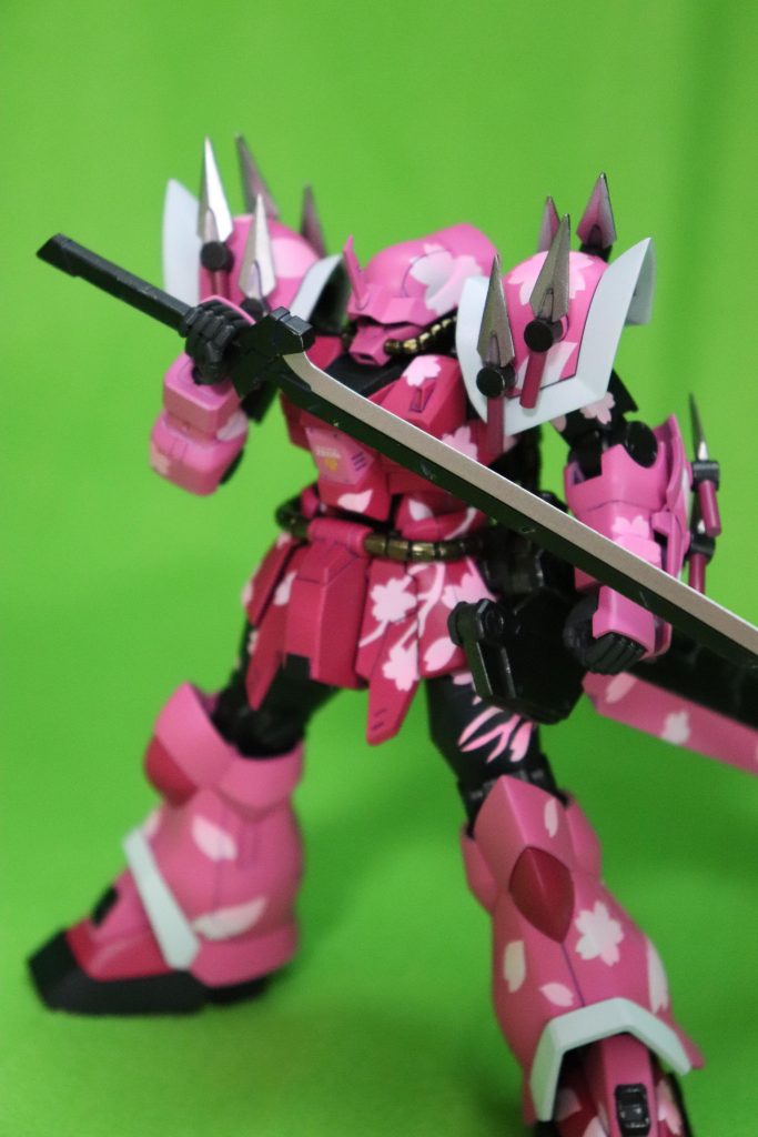 メカ部分はリトルアーモリーカラーのアルマイトブラックにシルバーでドライブラシ