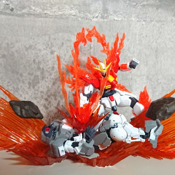 HGトライバーニングガンダム