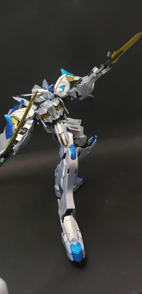 マクギリス・ファリド事件後はラスタル陣営に回収され、コクピットを撤去した状態で再度封印される