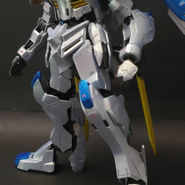 1/100 ガンダムバエル