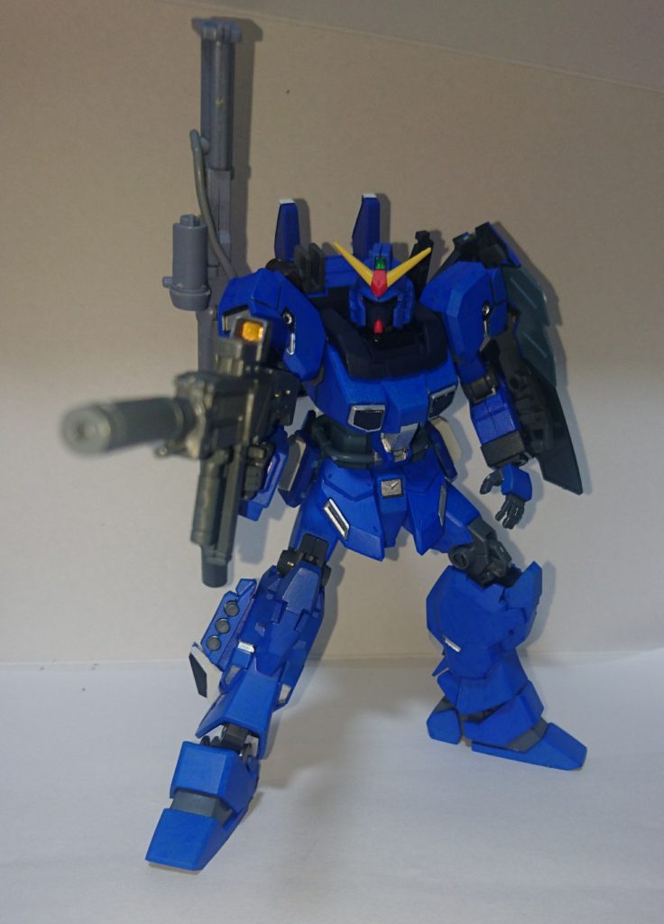 ビームライフルはジェスタのを使用しています。