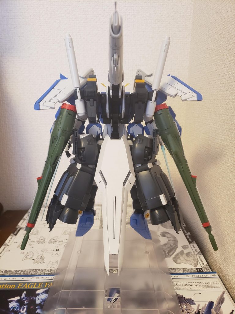 まずは背中！！

※なぜシールドがあるのかは後ほど。。。