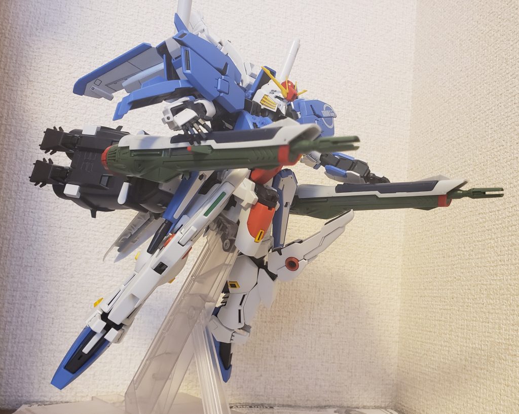 メイン武器のブラストインパルスの主砲！！
ビームスマートガンくらいの出力はあるんじゃないかな〜
(ビームスマートガン手に持たせるのがめんどくさいとかじゃないよ!じゃないよ！！)