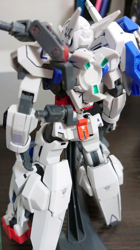 〔追加〕
GNドライブに穴を開けてジョイントパーツを差し込むとシールドを肩からかけることが出来ます。