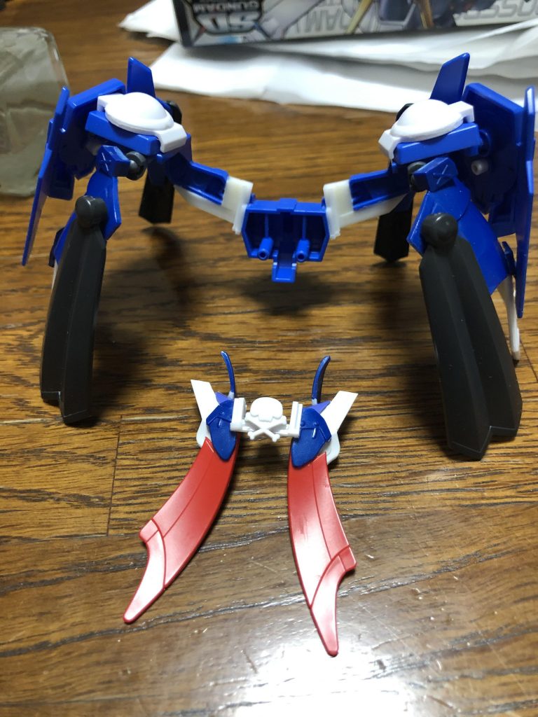 マントの部分のみはこんな感じで作成中です。