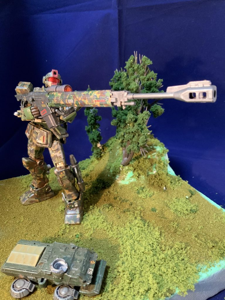 ジム砂　カスタム　ルウム戦役で鹵獲したジオン軍の対艦ライフルを装備しているよ言う設定です