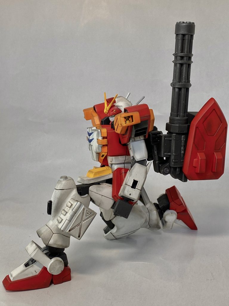 足首は新陸ガン、太ももはウイングゼロを移植したおかげで、膝立ちが綺麗に決まります。
これならキャスリン守れますね笑