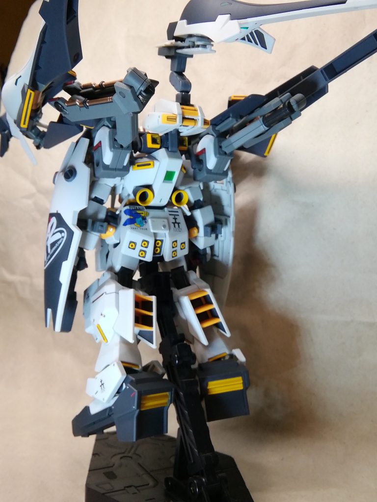 余っているコンポジットシールドブースターが無いのでライフルのみを装備。
ウィンチキャノンが３基もあれば無双することができるでしょう