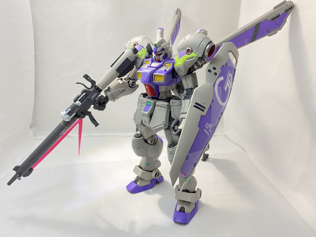 左前方から。スプリット迷彩がとても手軽にカッコ良かったです。