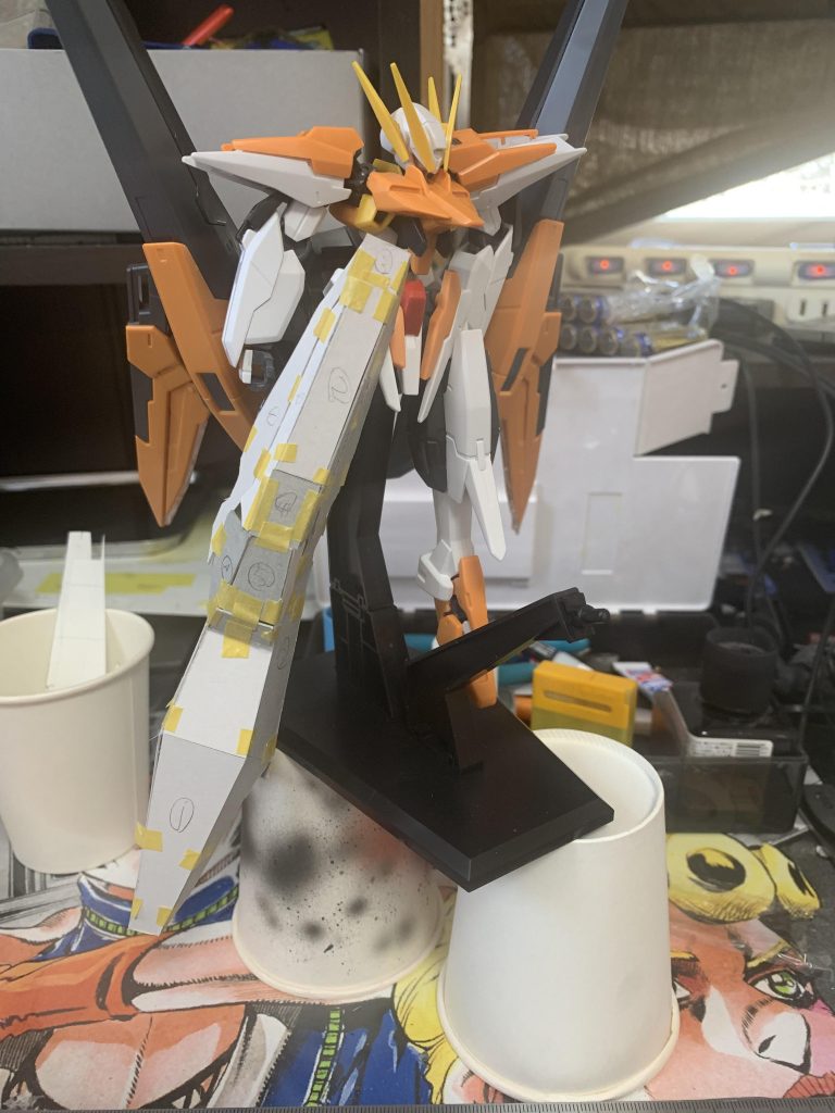 厚紙でGNブースターの型紙を作成