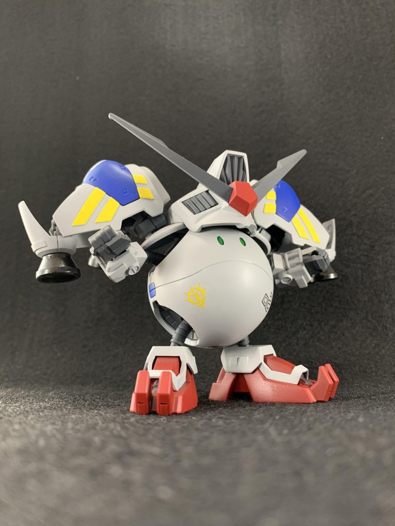 試作2号機からの使用は、頭部ヘルメット、フレキシブルスラスターバインダー、前腕部、足、各種武装...となります。試作2号機らしさが、かなり残せたんじゃないかな?と個人的には思っています。足の形状が、とても気に入っています。ゴツくて、カックイ〜♪グレーのカラーリングも、渋くて好きー!