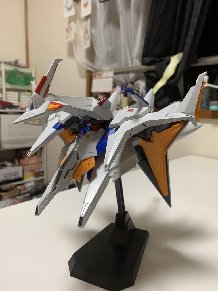 フライトユニットはグレーで航空機っぽく。