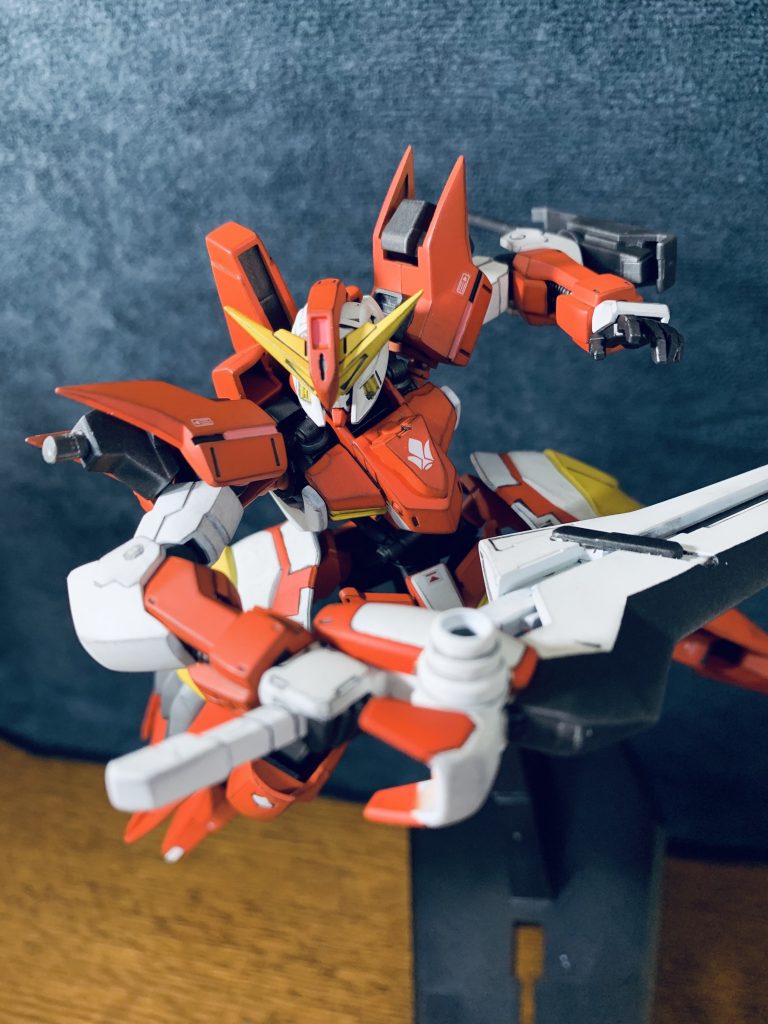 最後にHGスローネツヴァイのパケ絵風に。