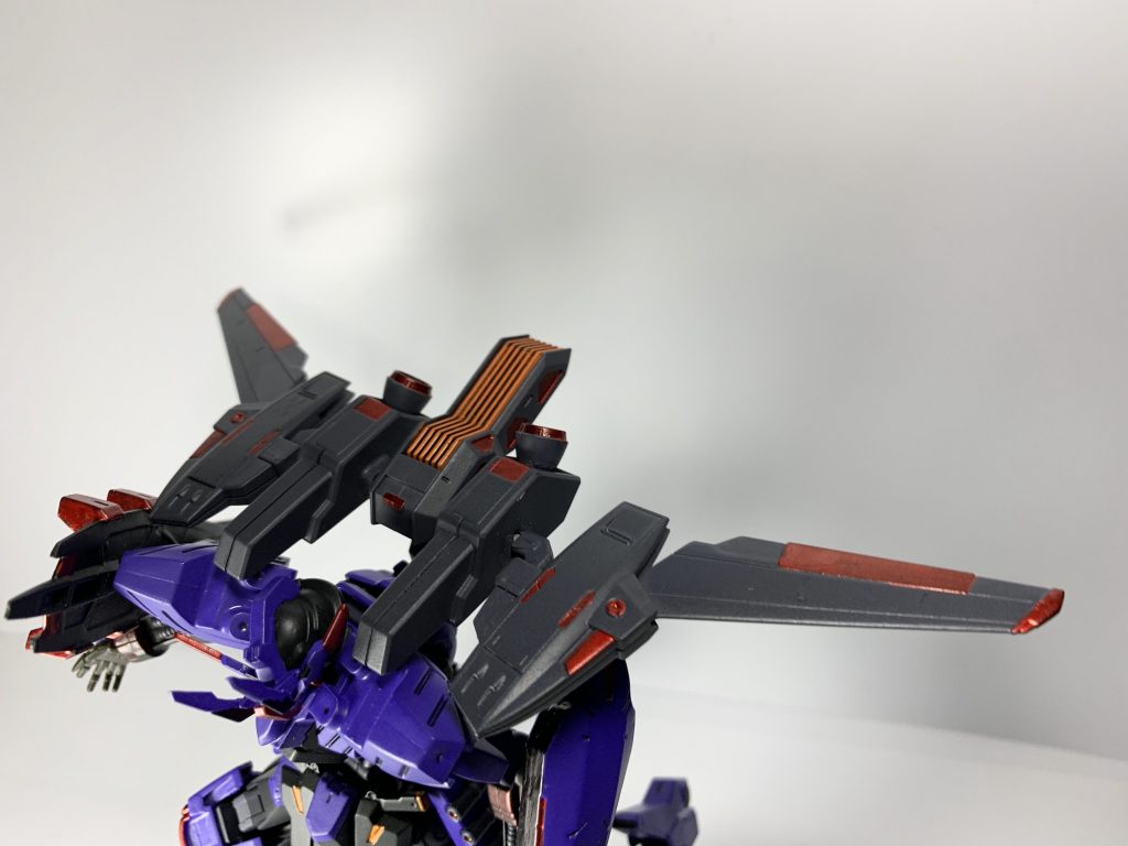 バックパックはアスタロト(オリジン)のもの
のプロトタイプ
飛行ではなく、機体を上昇させ滑空する事が目的である