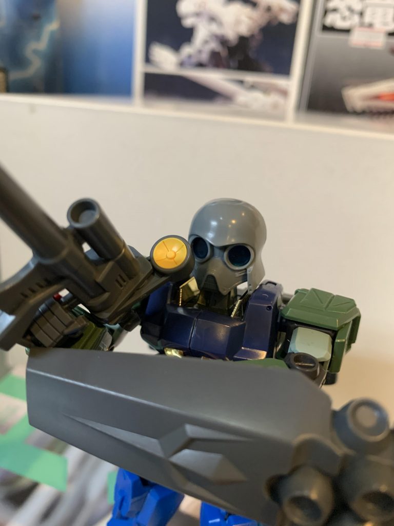 位置的にはマジンガーＺのボスボロットのような

コメディリリーフかつジャイアントキリングが出来る３枚目の乗るロボ

って感じかと(^^)