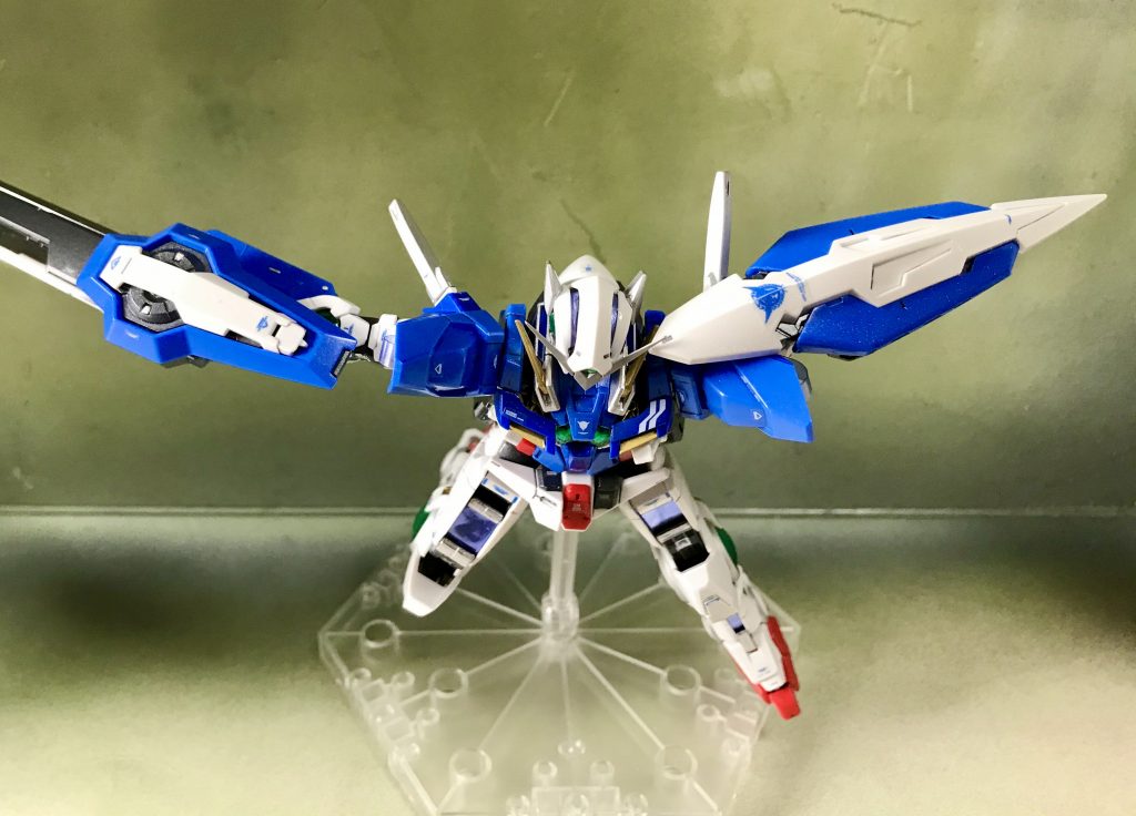 エクシア 刹那・F・セイエイ 目標を駆逐する！　の図