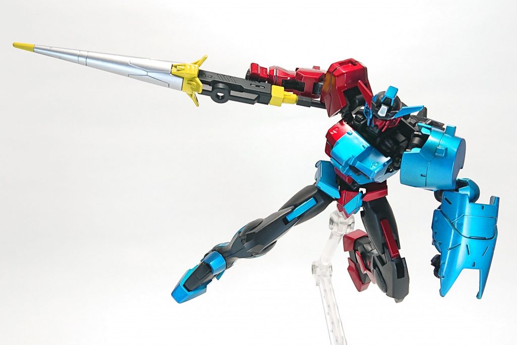 赤と青の部分はシルバーの上にクリアカラーを1,2回吹いたなんちゃってキャンディ塗装です。(青はもうちょっと塗り重ねた方がよかったなぁ)