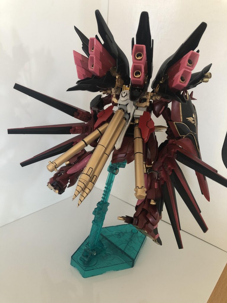 HGUC 赤黒い彗星シナンジュ皇帝–5枚目/制作者：gaogaosan