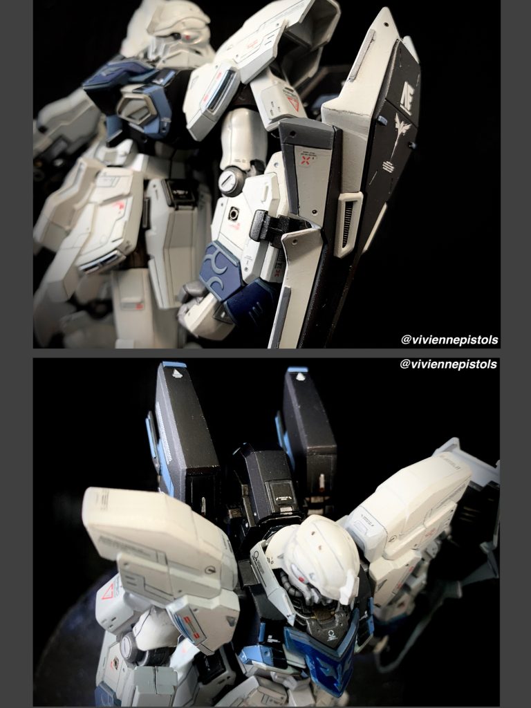 黒バックにし、ホワイトのパーツと宇宙柄にした台座が映えるようにしました。色も同系色を意識して調色をし、統一感が出る様にしました。ウェザリングはしていませんが、ホワイトはエッジがぼやけてしまう所があるので、それを防ぐ為にえんぴつと色鉛筆を使いエッジを立たせました。