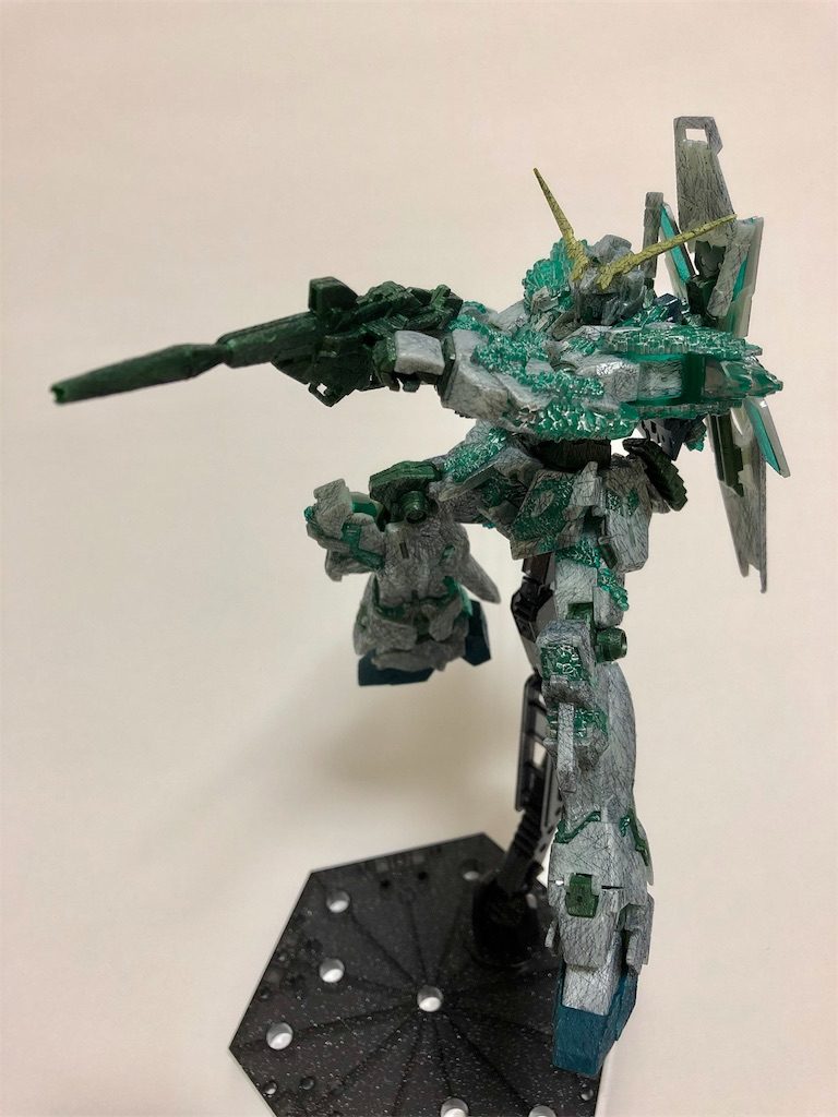 HGUC ガンダムベース限定 ユニコーンガンダム（光の結晶体）〜シルバーグリーンVer.〜–3枚目/制作者：すてでぃ