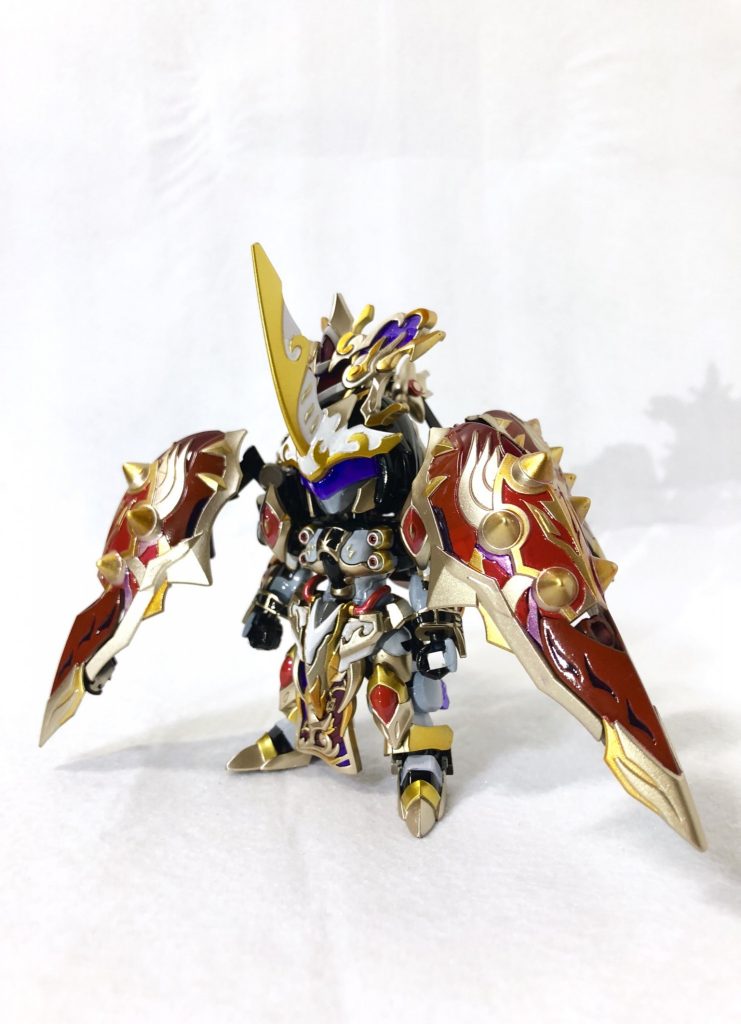 正面から！予想に反してカッコカワイイです！