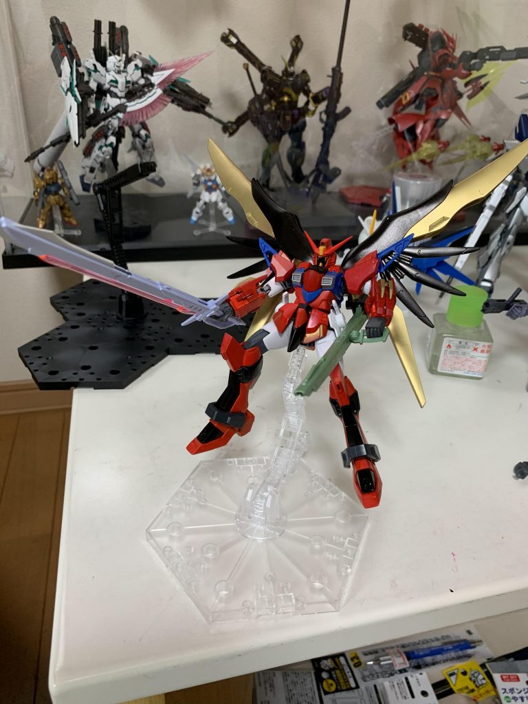 ちょっといちびって中〜遠距離のビーム砲を追加。
あんまり使わなそうやなと思いつつ。