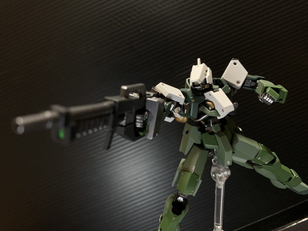 グレイズ改–4枚目/制作者：√銀龍 ﾁｰﾑGBH